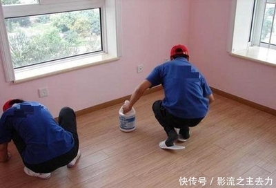 新房泡满粪水，男子找物业讨说法，对方 少收你20年物业费行了吧？
